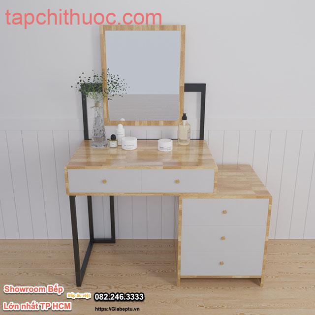 Gương khung gỗ gắn liền với bàn